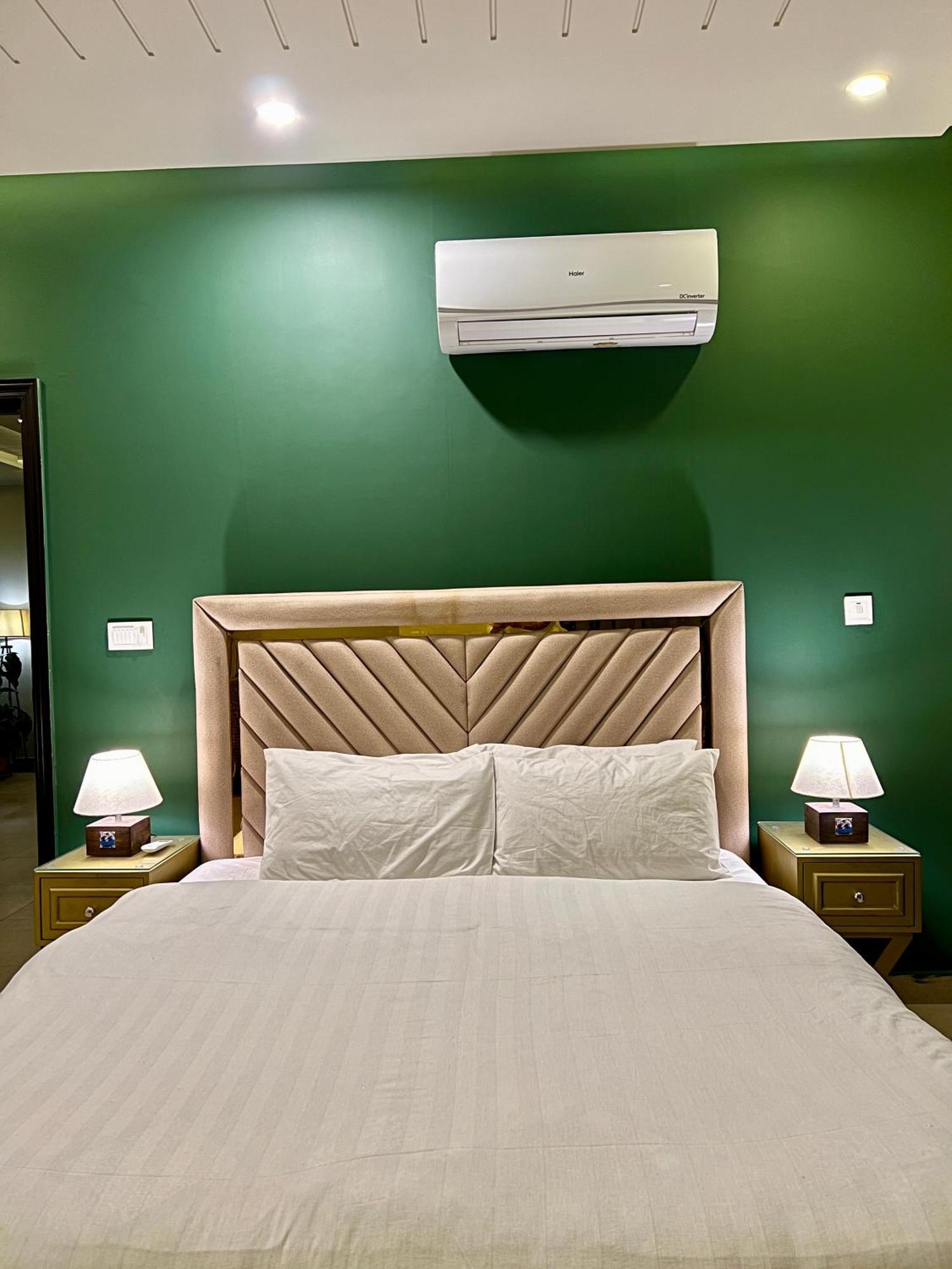 Serenity Corner 4 Bhk Ісламабад Екстер'єр фото